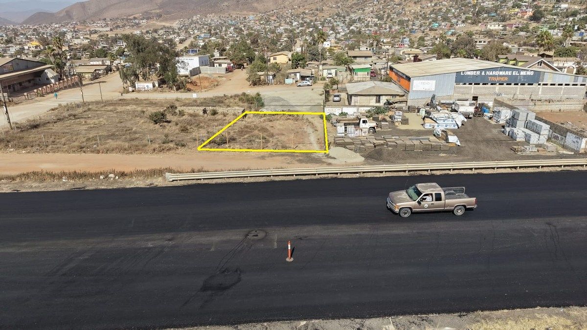 Terreno comercial en Cañón Buenavista, Ensenada, foto 2 de 9
