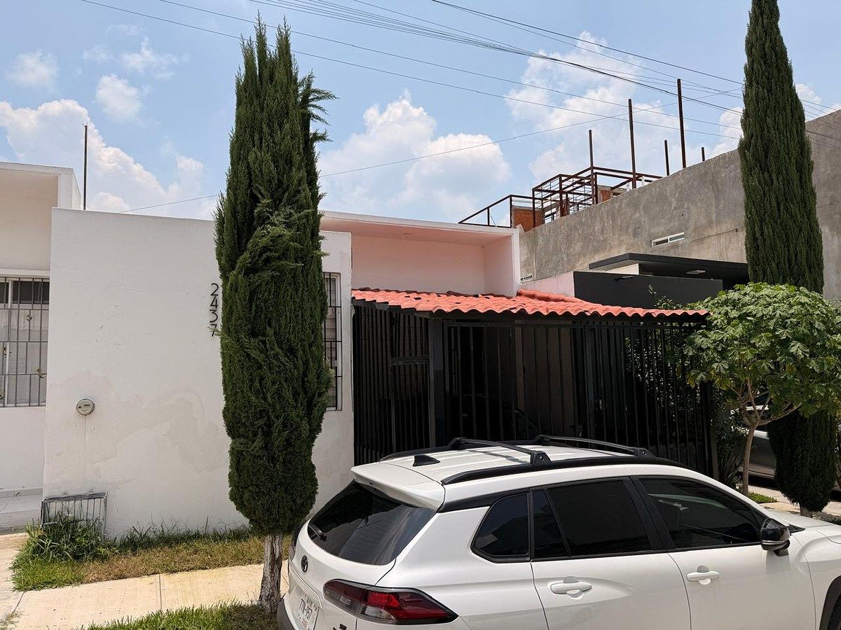 Casa en Venta en El Fortin - C. Perla 2437, foto 1 de 13