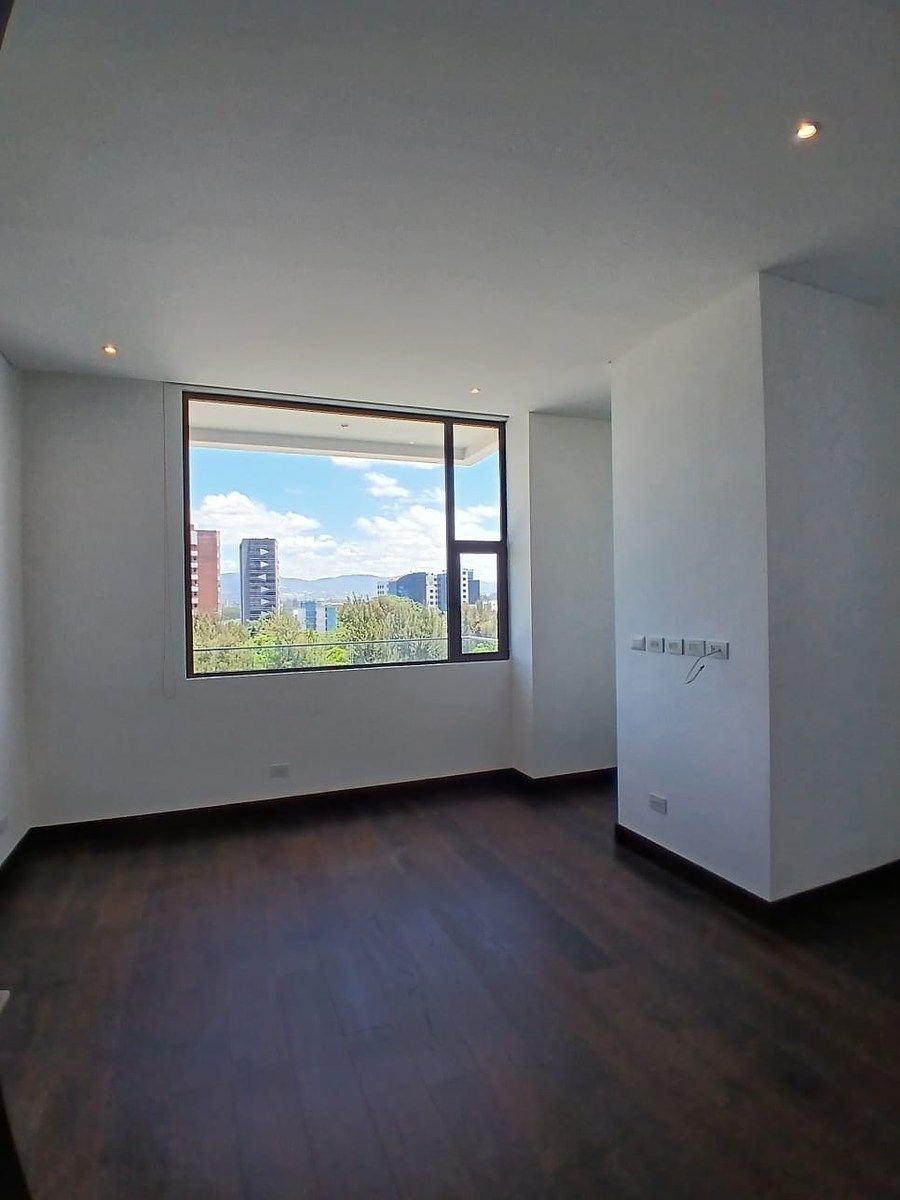 Apartamento en Zona 14, Guatemala, foto 6 de 18
