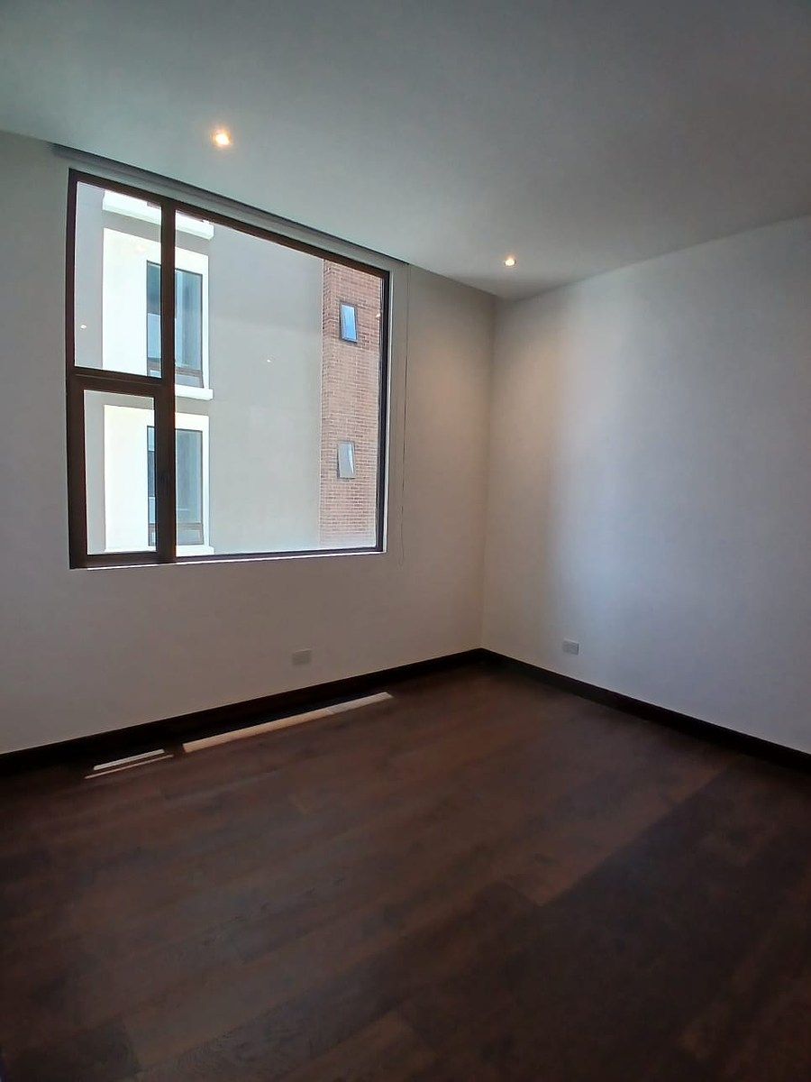Apartamento en Zona 14, Guatemala, foto 10 de 18