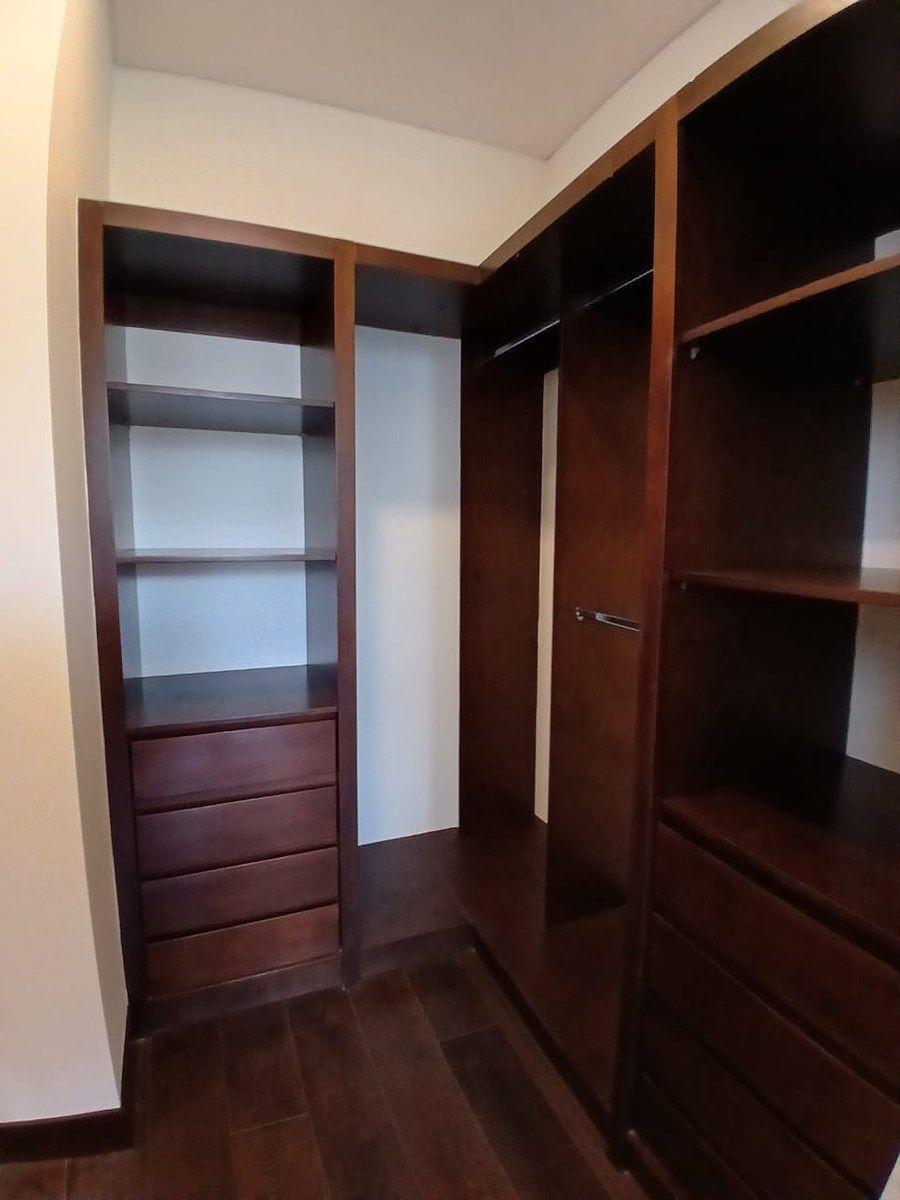 Apartamento en Zona 14, Guatemala, foto 8 de 18