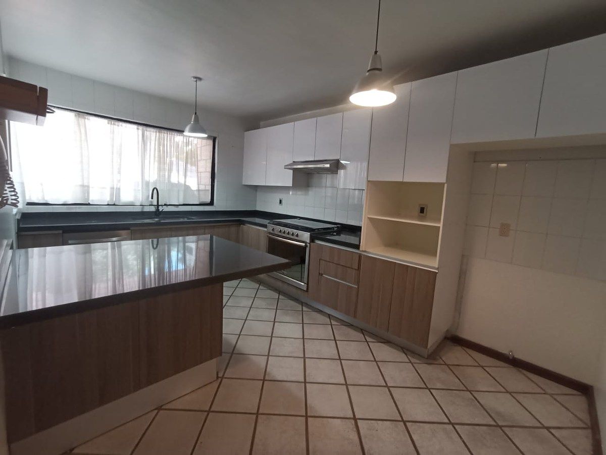 Casa em condomínio fechado em Loma Dorada, Querétaro, foto 4 de 25