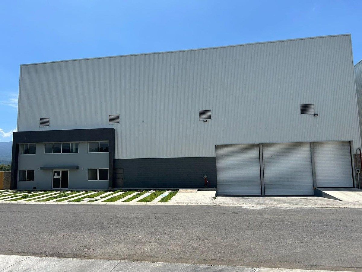 Industrial Warehouse in Valle de Santa Cruz, Tlajomulco de Zúñiga, photo 5 of 14