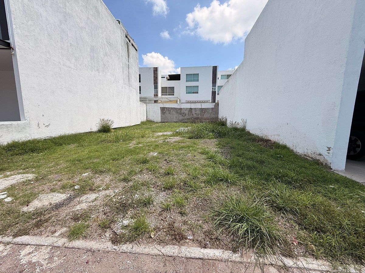 Land in Juriquilla la Condesa, photo 1 of 10