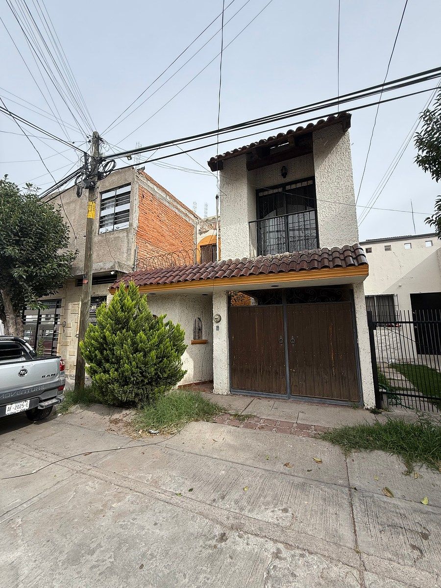 VENDA DE CASA EM SANTA ANITA, foto 1 de 18