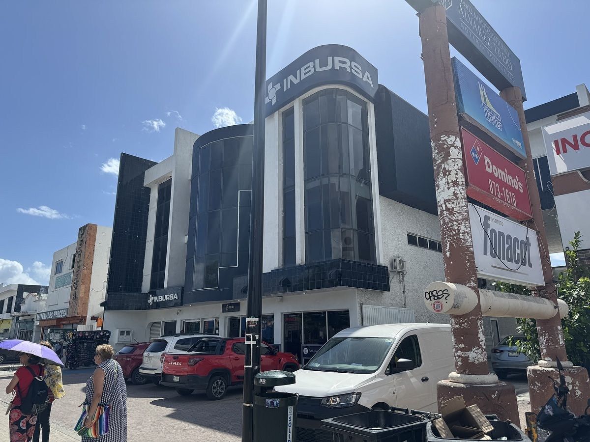 Building in Playa del Carmen, Playa del Carmen, photo 2 of 10
