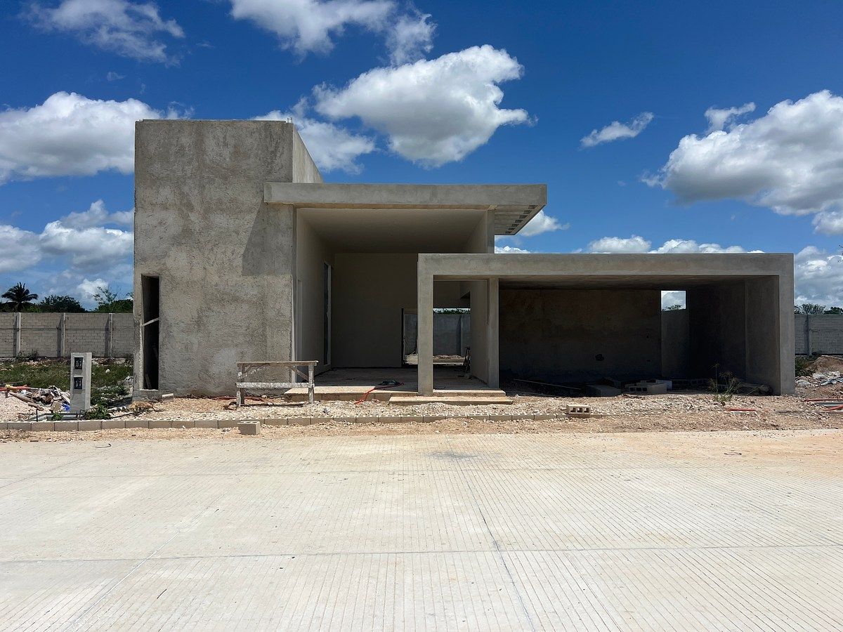 CASA DE UM ANDAR NO NORTE DE MÉRIDA, YUCATAN, foto 1 de 27