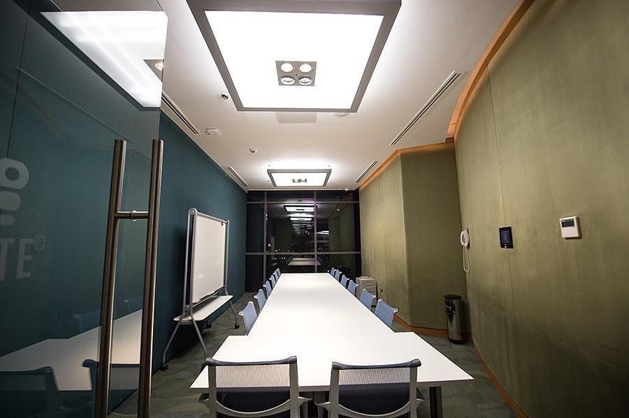 Office in Del Paseo Residencial, Monterrey, photo 2 of 12