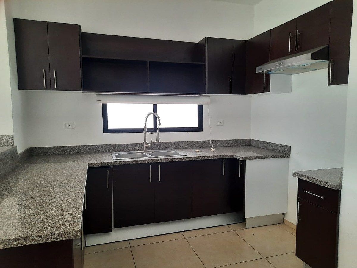 Casa en Gran Santa Fe, Mérida, foto 4 de 29