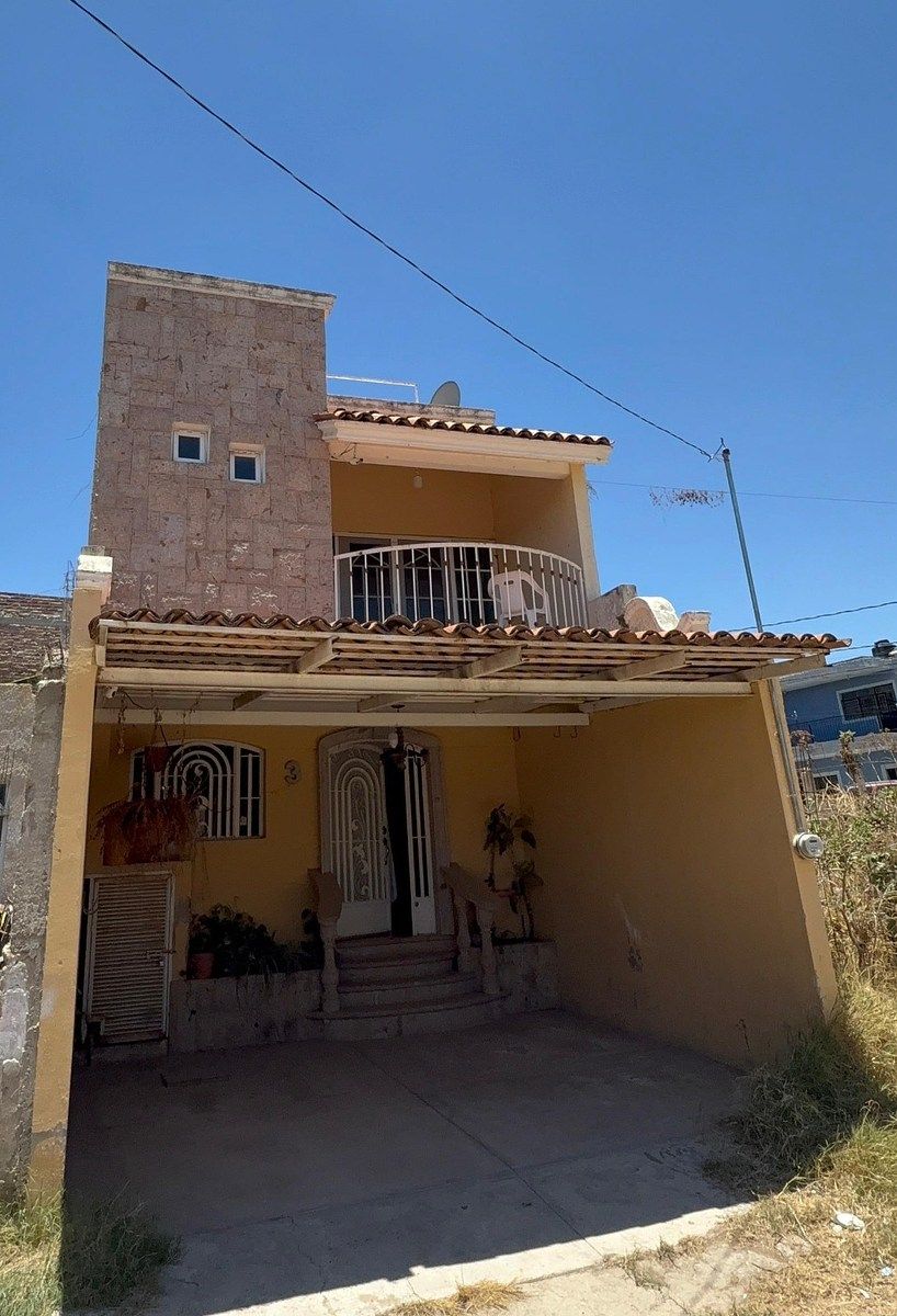 CASA CENTINELA, foto 1 de 11