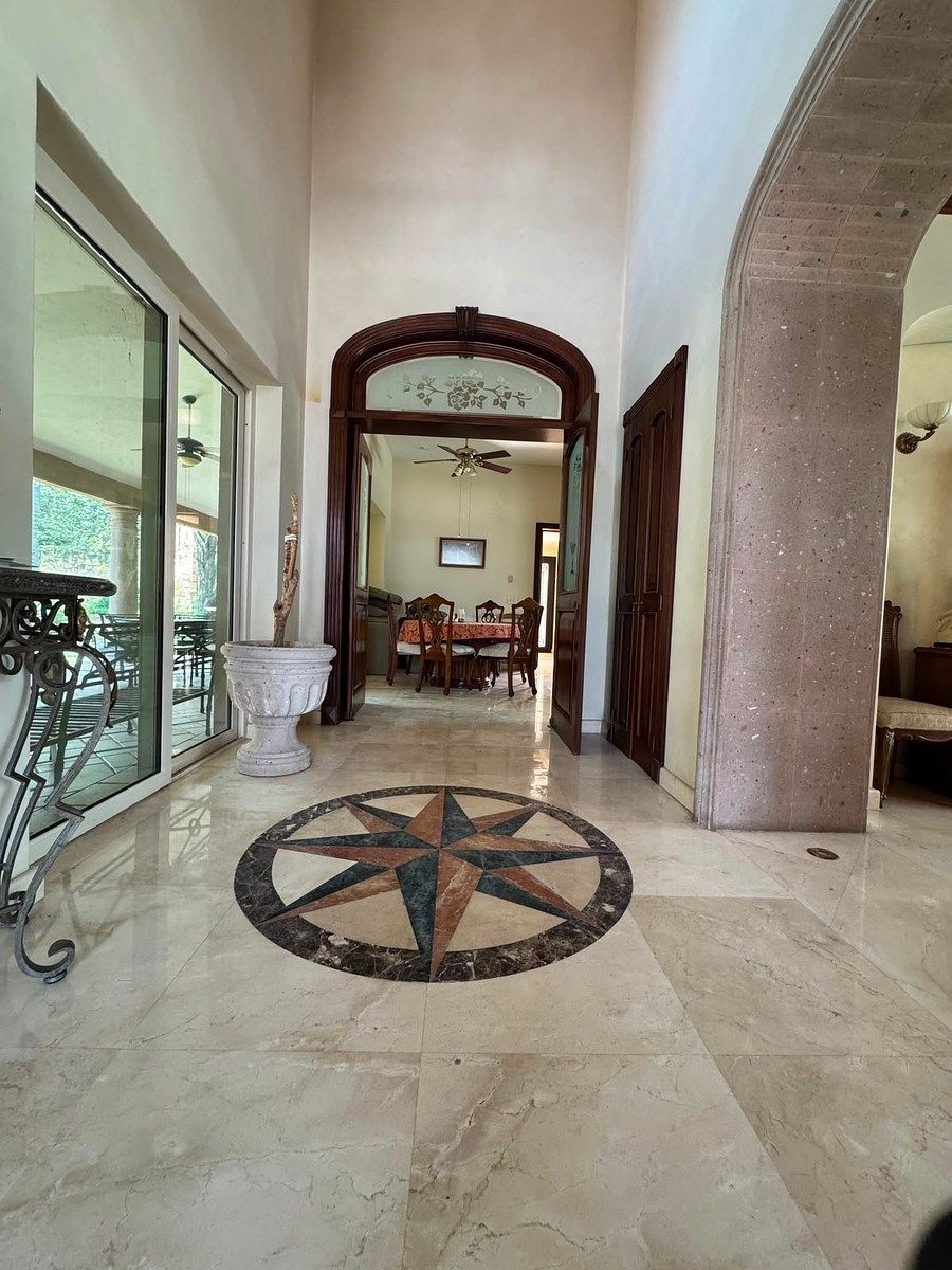 Casa en Portal del Huajuco, Monterrey, foto 2 de 15