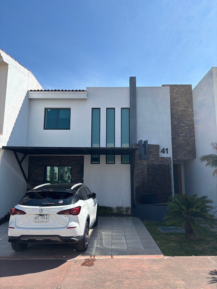 Casa en VENTA en SÓLARES, foto 1 de 27