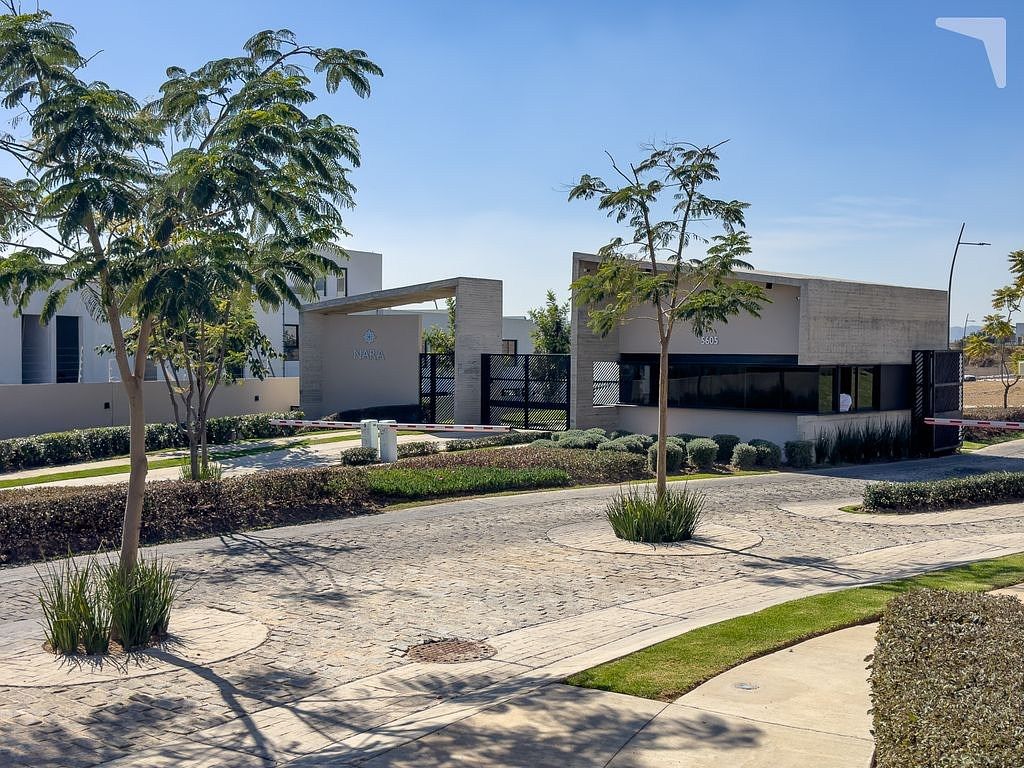 Lot in Capital Norte, Zapopan, photo 2 of 7