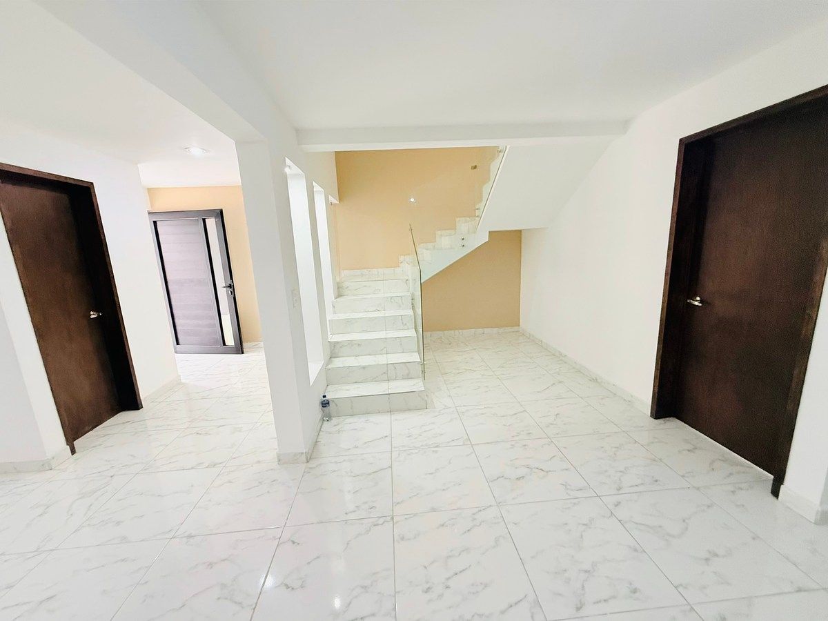 Casa em condomínio fechado em Ciudad Marqués, El Marqués, foto 2 de 31