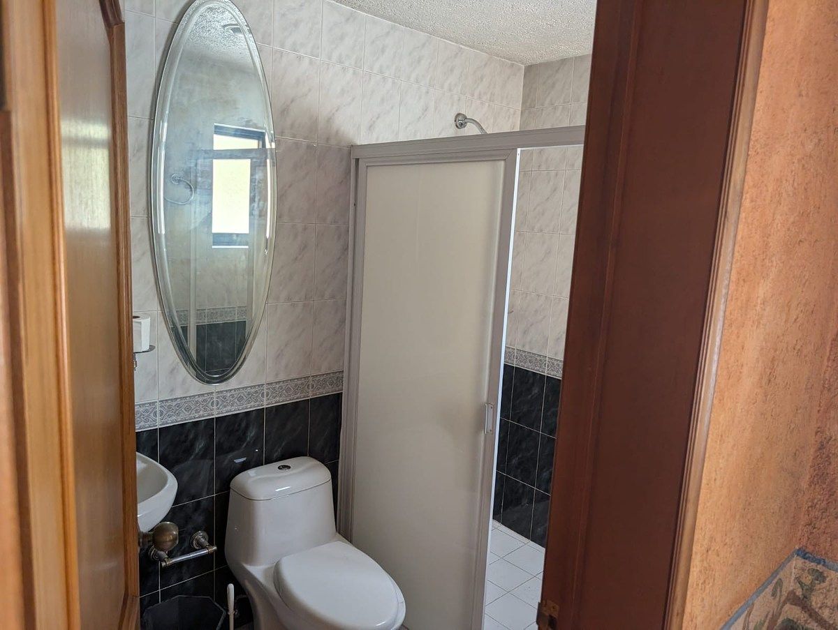 Baño completo, foto 10 de 12