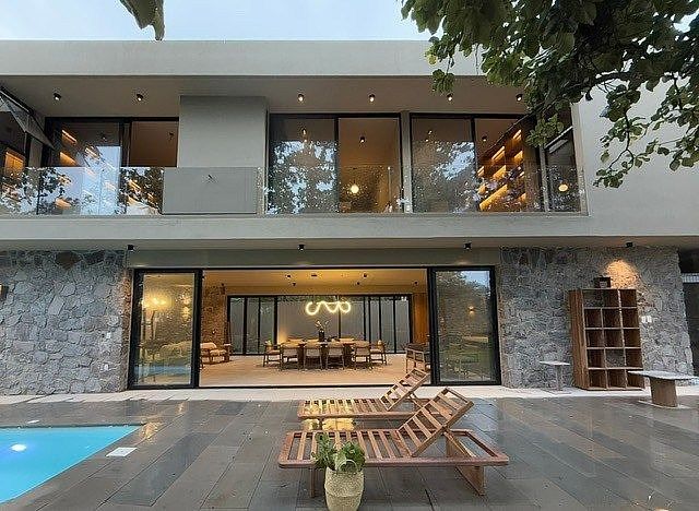 NUEVA, MODERNA, HERMOSA CASA PINAR DE LA VENTA, foto 1 de 37