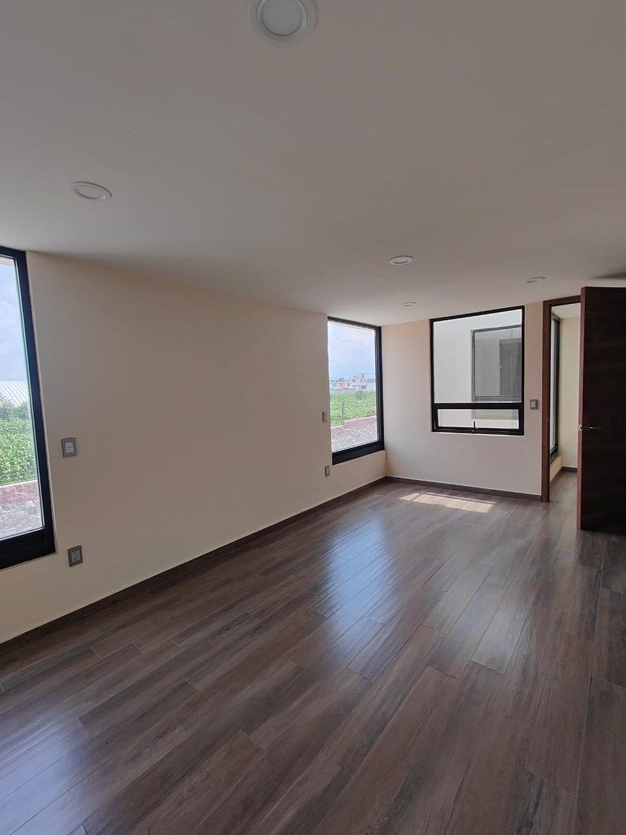 House in Llano Grande, Metepec, photo 40 of 44