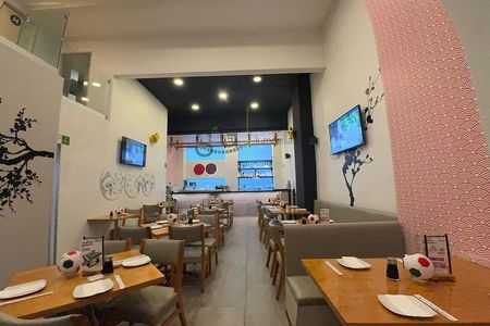 Commercial Local for Rent in Lomas del Chamizal | With Terrace | Cuajimalpa