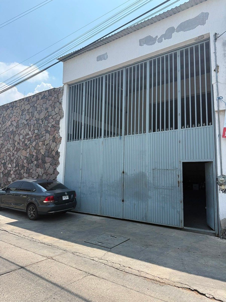 Bodega comercial en Quinta Velarde, Guadalajara, foto 14 de 17