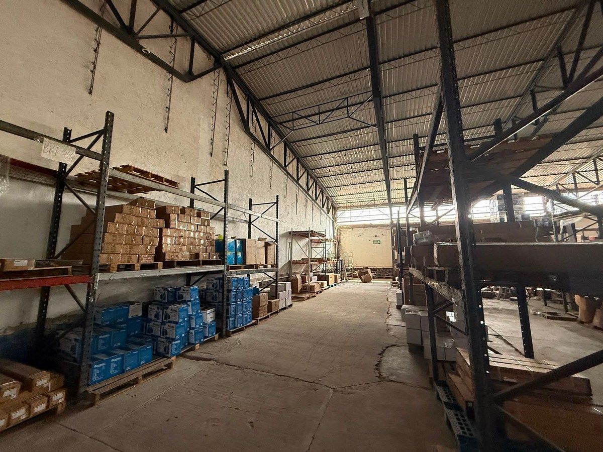 Bodega comercial en Quinta Velarde, Guadalajara, foto 15 de 17