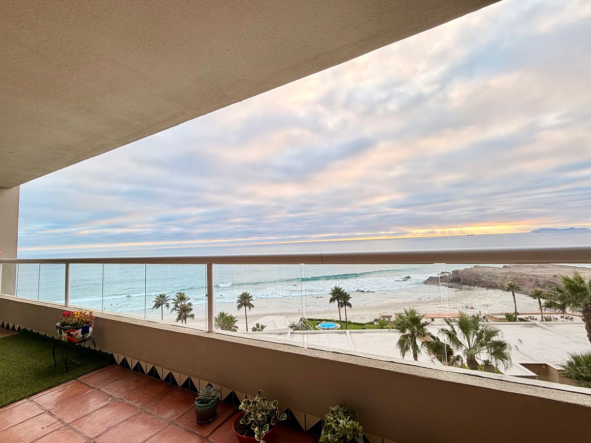 Apartment in Playa Encantada, Playas de Rosarito, photo 2 of 49