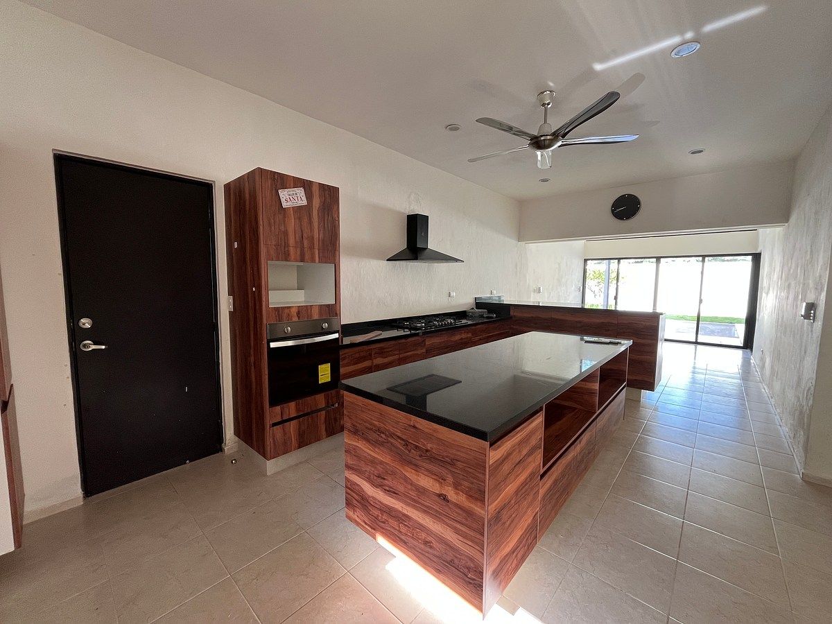 Casa en Bosques de Conkal, Conkal, foto 8 de 37