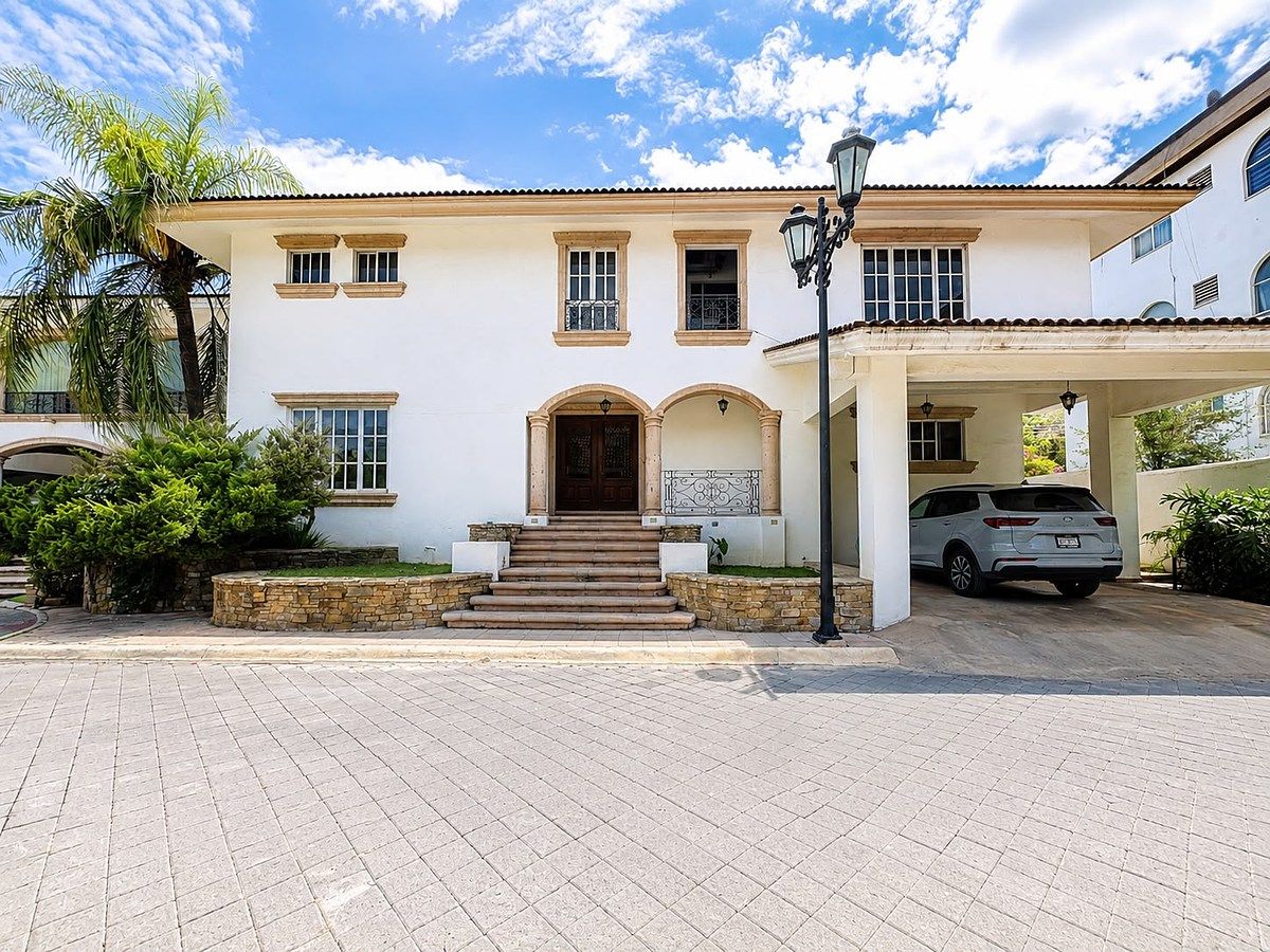 Casa para Alugar na Zona Loma Larga San Pedro Garza García., foto 1 de 16