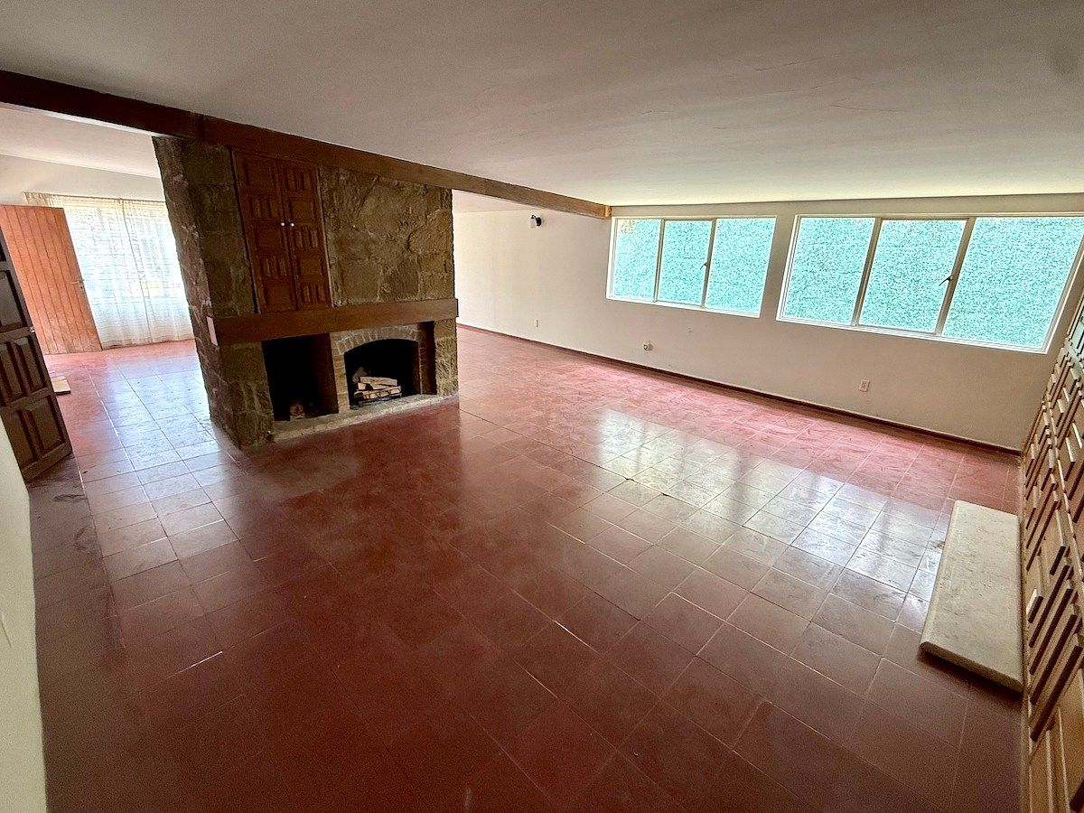 Espacio de sala / comedor, photo 36 of 39