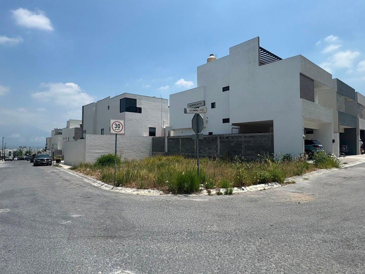 TERRENO EN VENTA EN PORTO CUMBRES VENECIA, foto 1 de 10