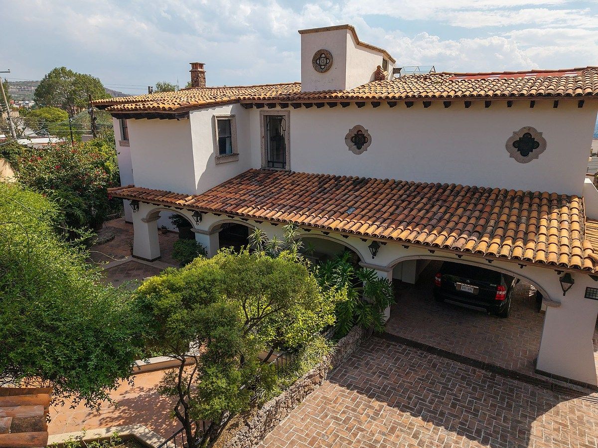 House with an independent little house in San Miguel de Allende near the Center, photo 1 of 21