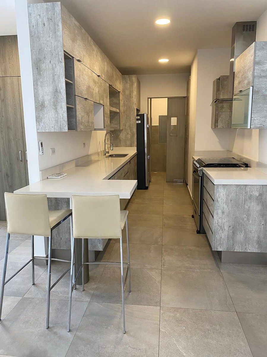 Apartment for Rent Tulé 3 bedrooms, photo 1 of 17