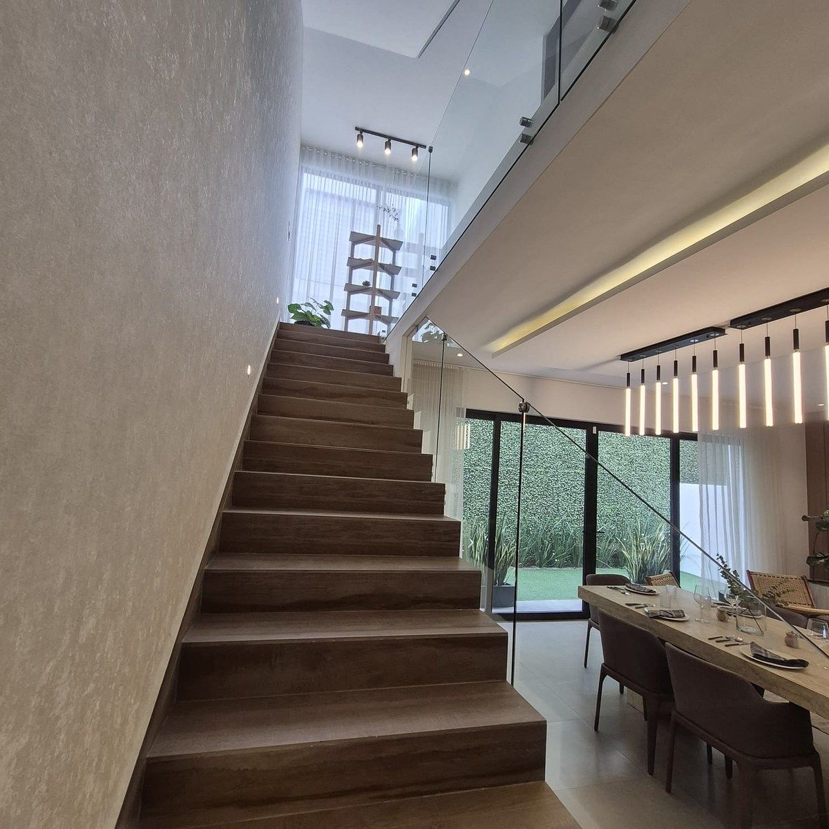 ACCESO SEGUNDA PLANTA, photo 4 of 16
