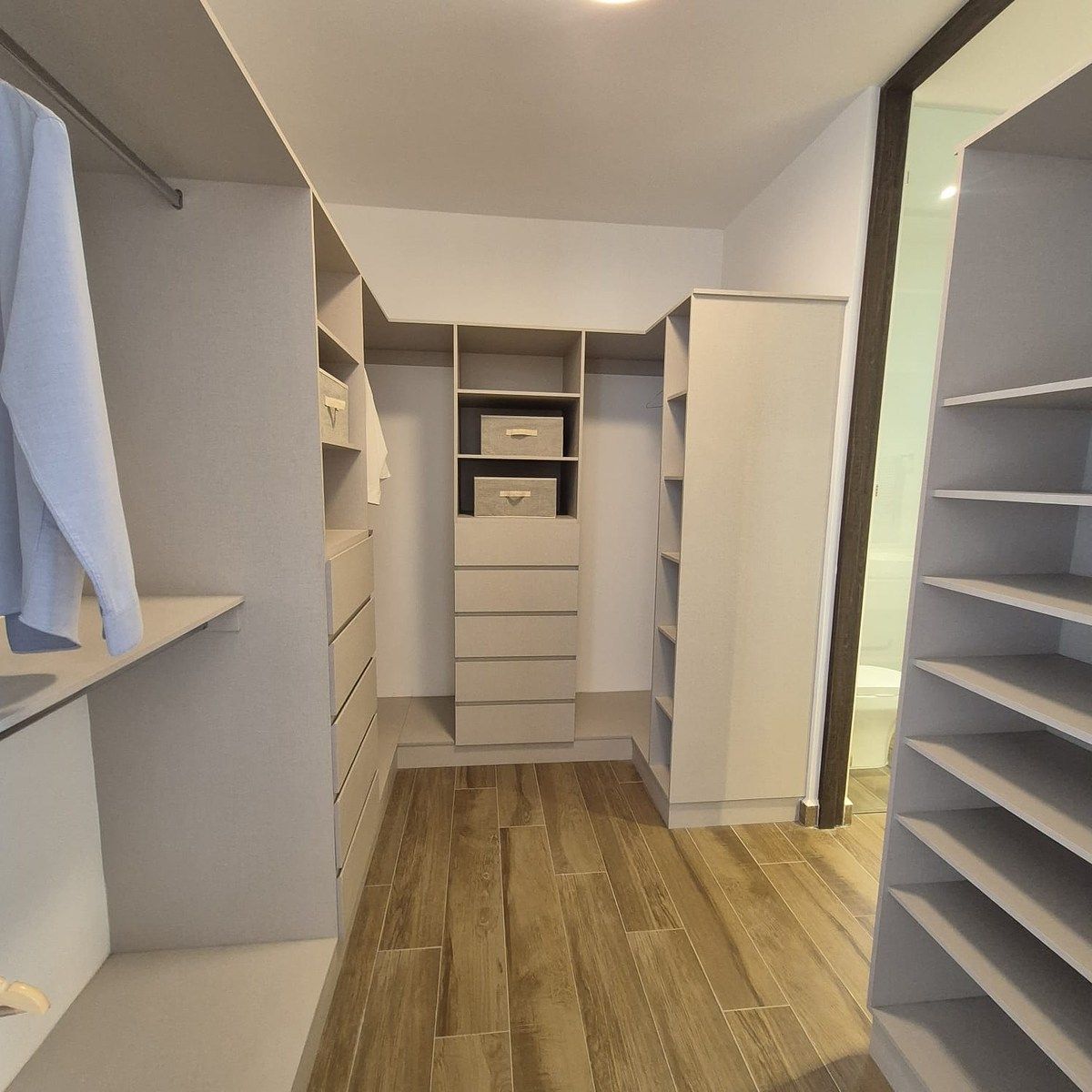 VESTIDOR, photo 10 of 16