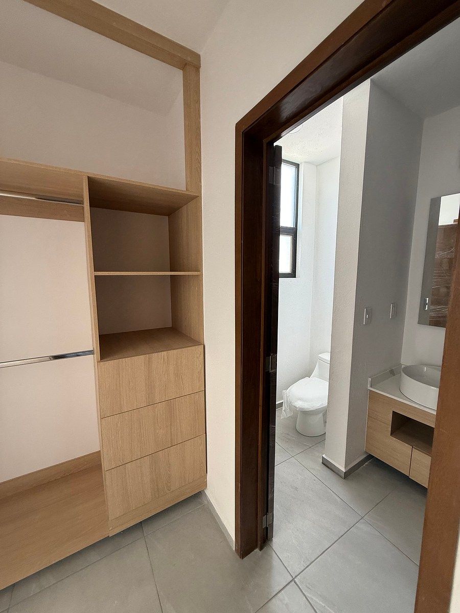 Casa em condomínio fechado em Zibatá, El Marqués, foto 25 de 38
