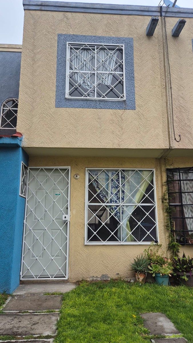 Fachada 1, foto 1 de 19