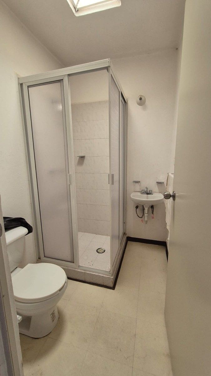 Baño completo, foto 13 de 19