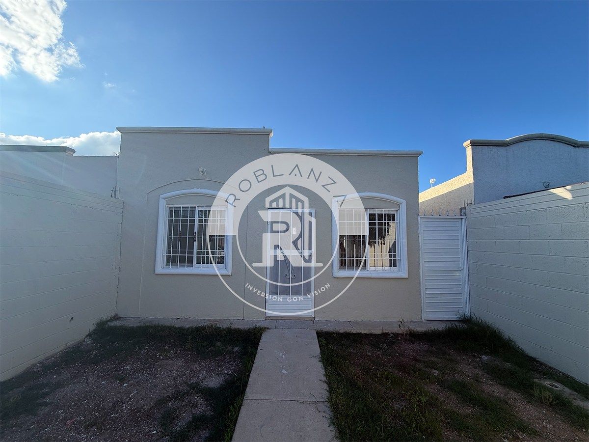 HOUSE AT EXCELLENT PRICE FOR SALE, photo 1 of 12