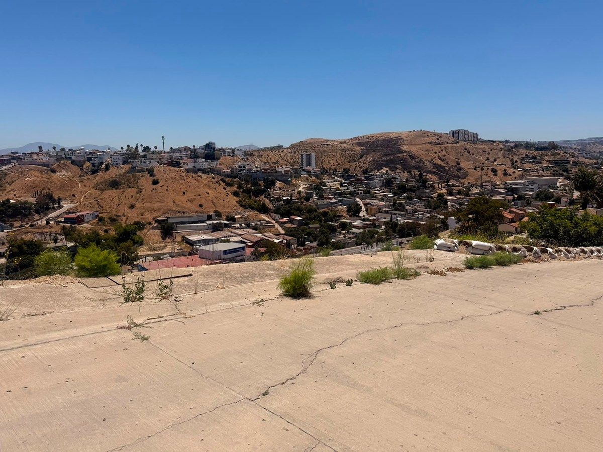 Terreno en Laderas de Monterrey, Tijuana, foto 8 de 18