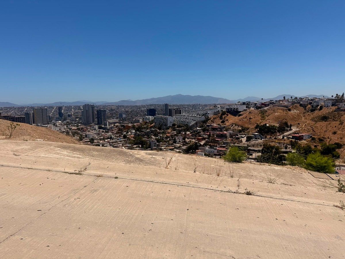 Terreno en Laderas de Monterrey, Tijuana, foto 12 de 18