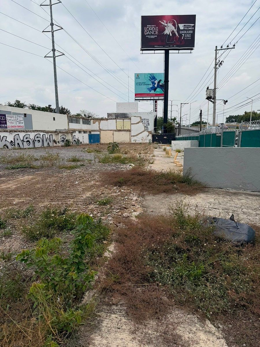 Excellent land for a project on Av. Vallarta, photo 1 of 3