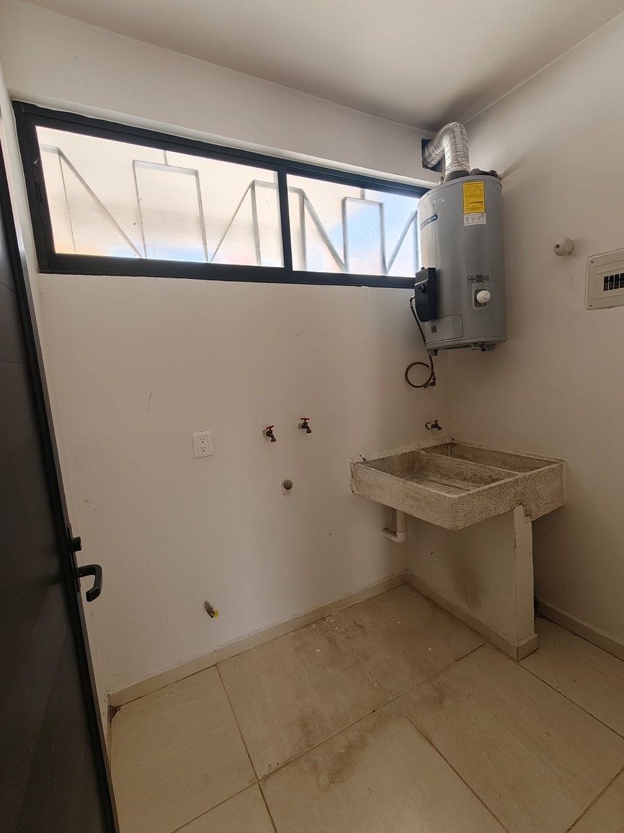 House in Cortijo de San Agustin, Tlajomulco de Zúñiga, photo 9 of 14