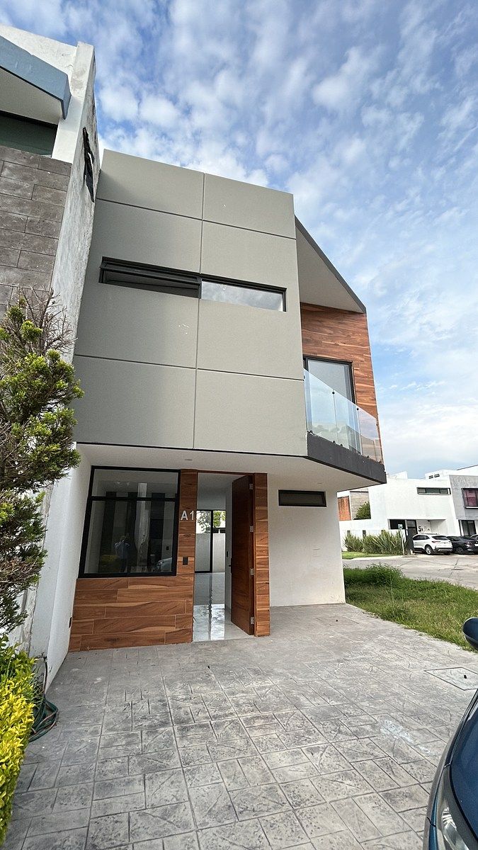 House in Gated Community in Altavista Residencial, Zapopan, photo 4 of 37