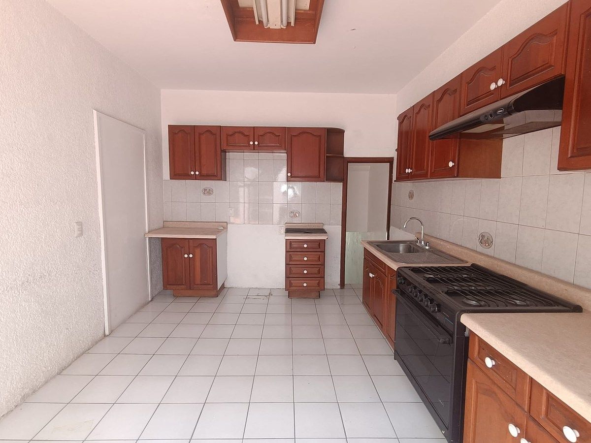 House in Americana, Guadalajara, photo 6 of 11