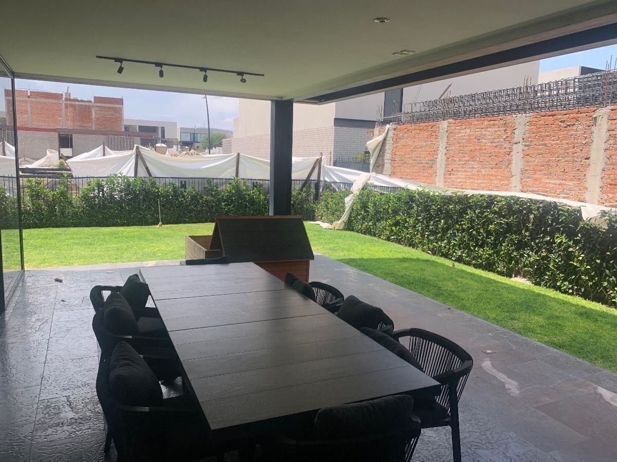 House in El Campanario, Querétaro, photo 11 of 22