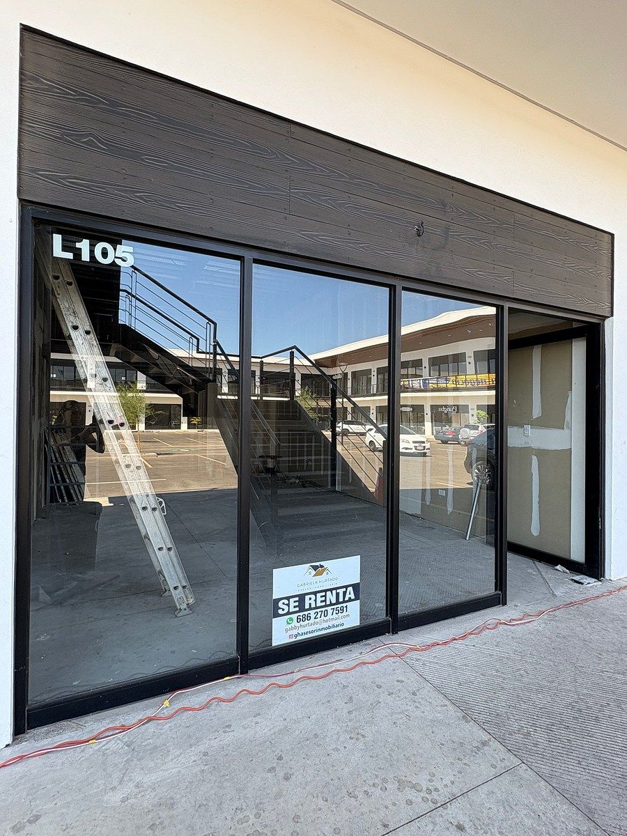 Shopping Mall Space in Hacienda Bilbao, Mexicali, photo 2 of 11