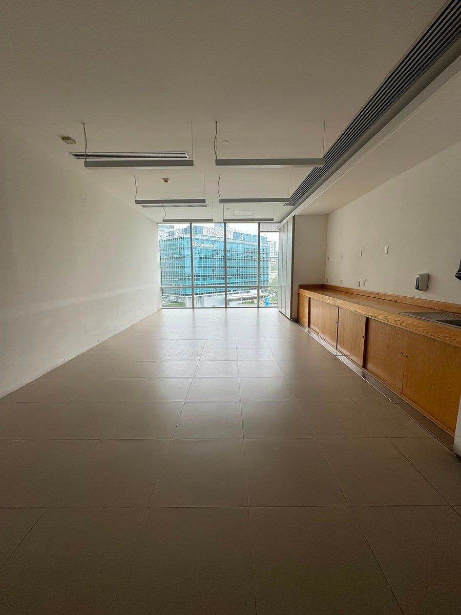 Office in ZEDEC Santa Fe, Álvaro Obregón, photo 2 of 42