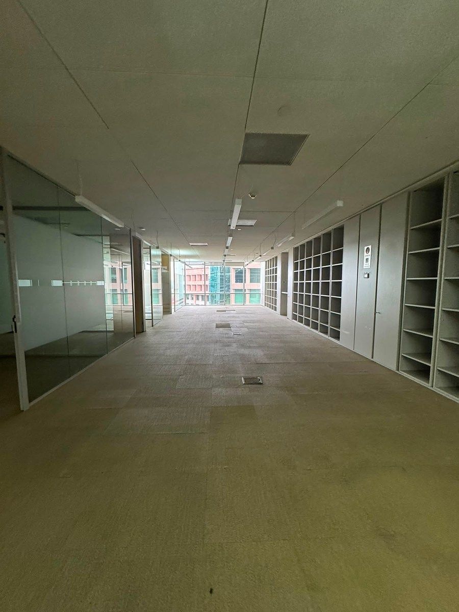 OFFICE FOR RENT IN SANTA FE, photo 1 of 42
