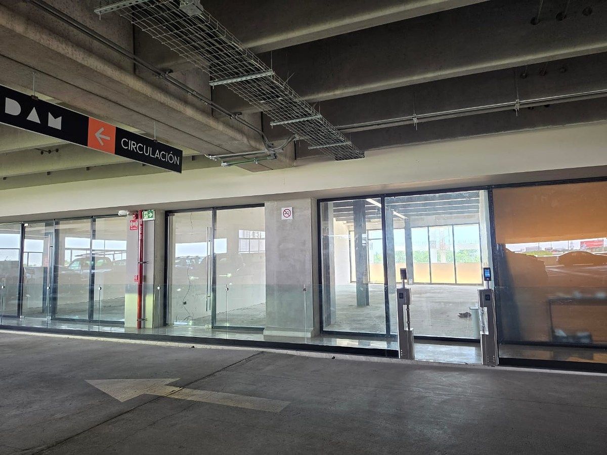 RENTA DE OFICINA EN DAM BUSINESS CENTER