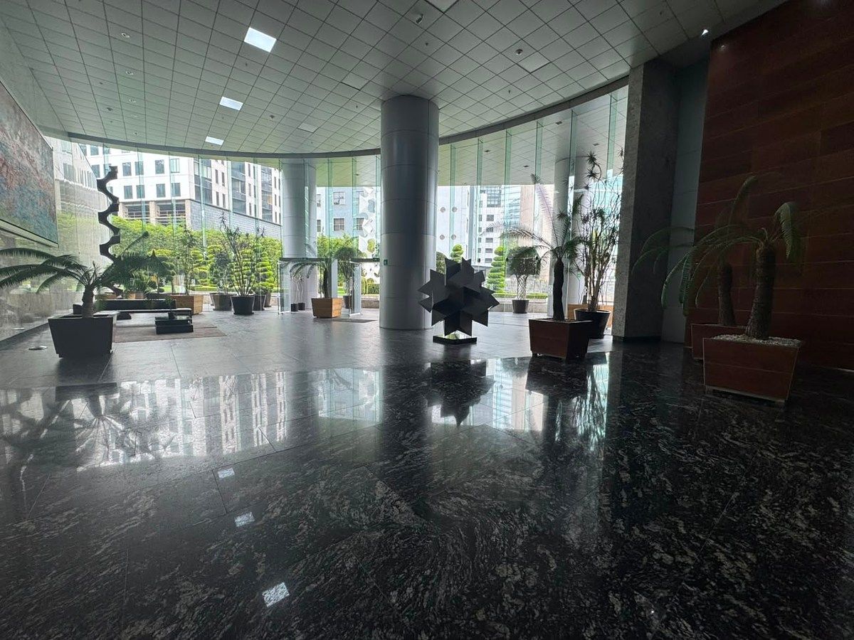 Sala Comercial em ZEDEC Santa Fe, Álvaro Obregón, foto 30 de 32