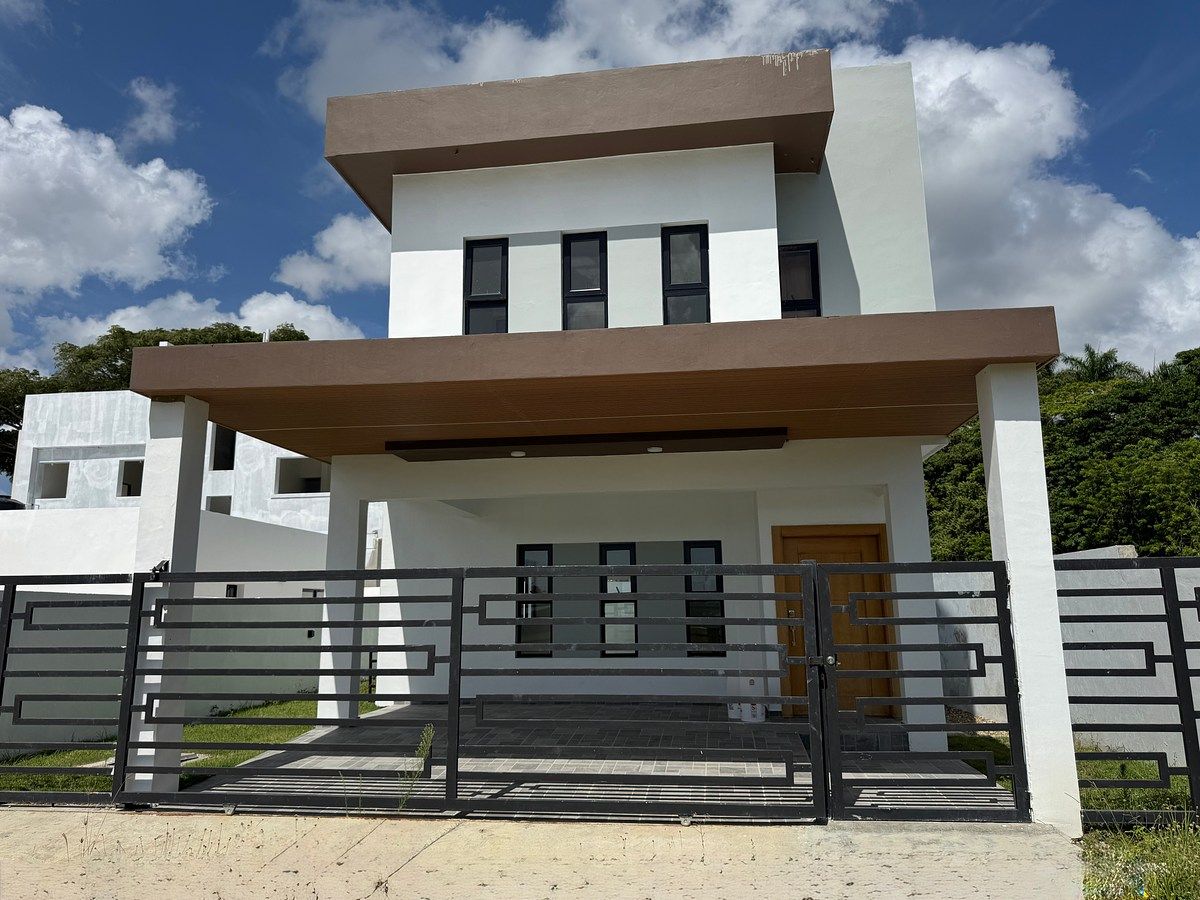 House in San Felipe de Puerto Plata, photo 2 of 18